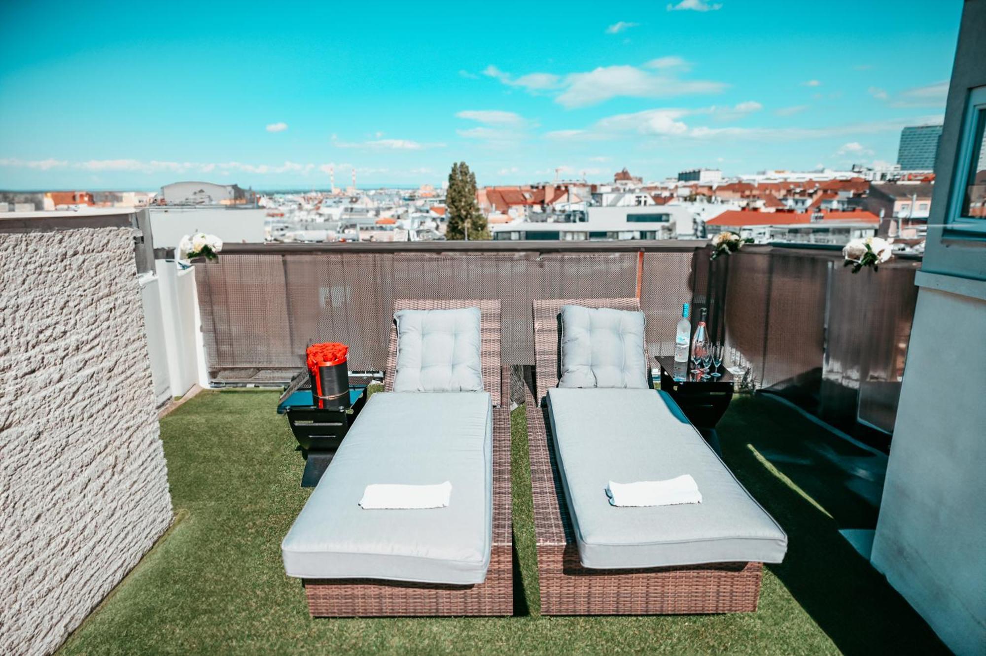 Vienna Deluxe Apartment Exterior photo